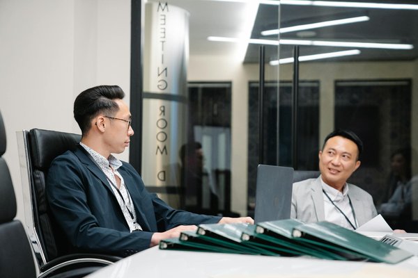 Mastering Workplace Bullying and Harassment: A Comprehensive Legal Guide under UK Employment Law